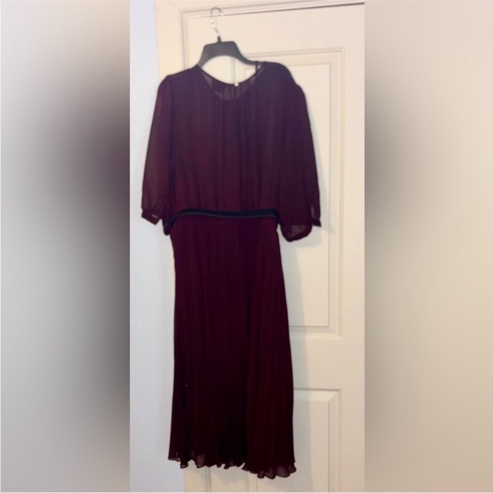 City Chic Love pleat dress Deep Burgundy wine Midi xxl 24 - Picture 8 of 11